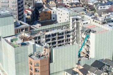 ビル解体様子
