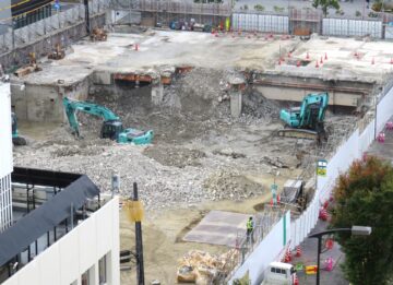 騒音粉じん対策　解体現場